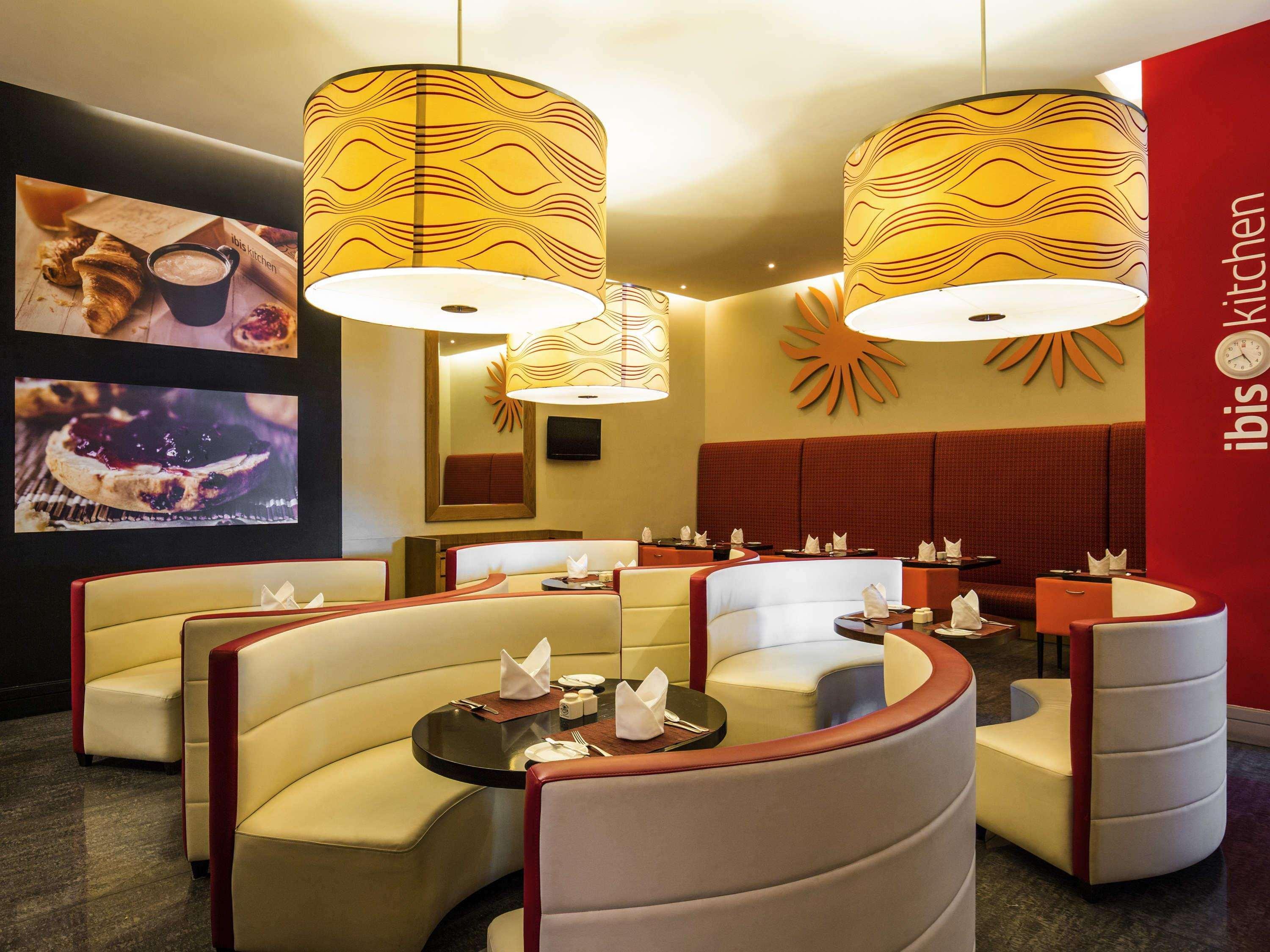 Ibis Mall Avenue Dubai Bagian luar foto