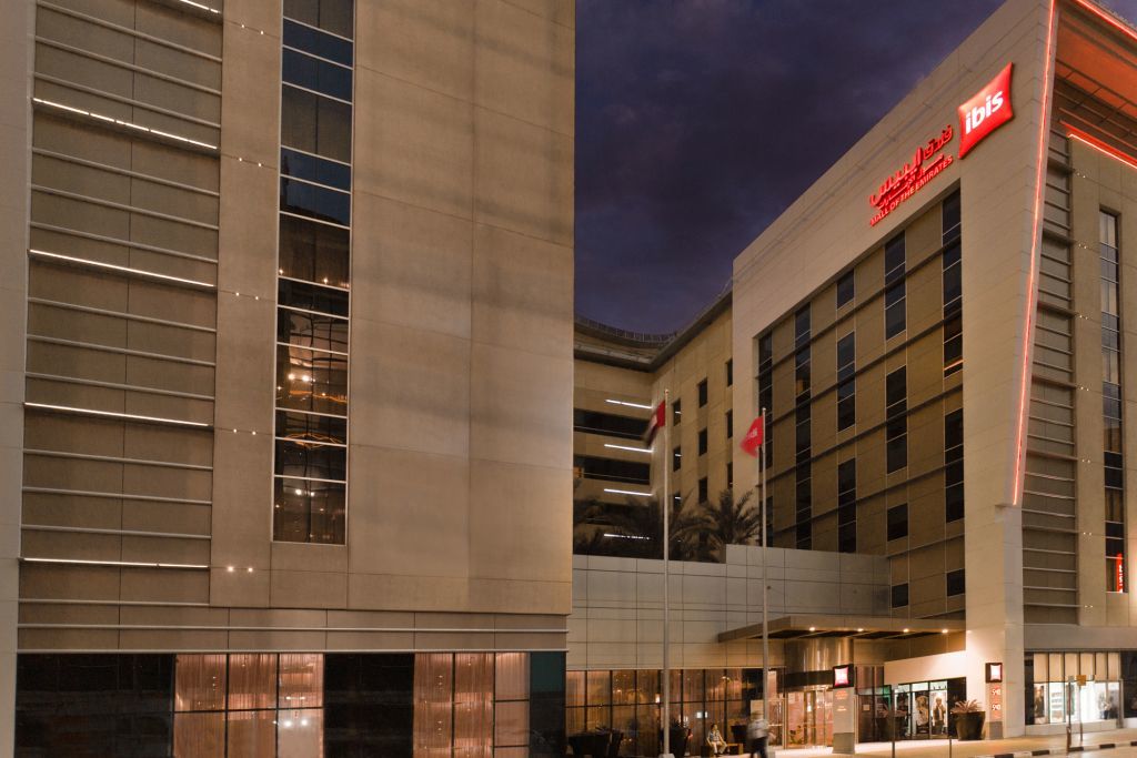 Ibis Mall Avenue Dubai Bagian luar foto