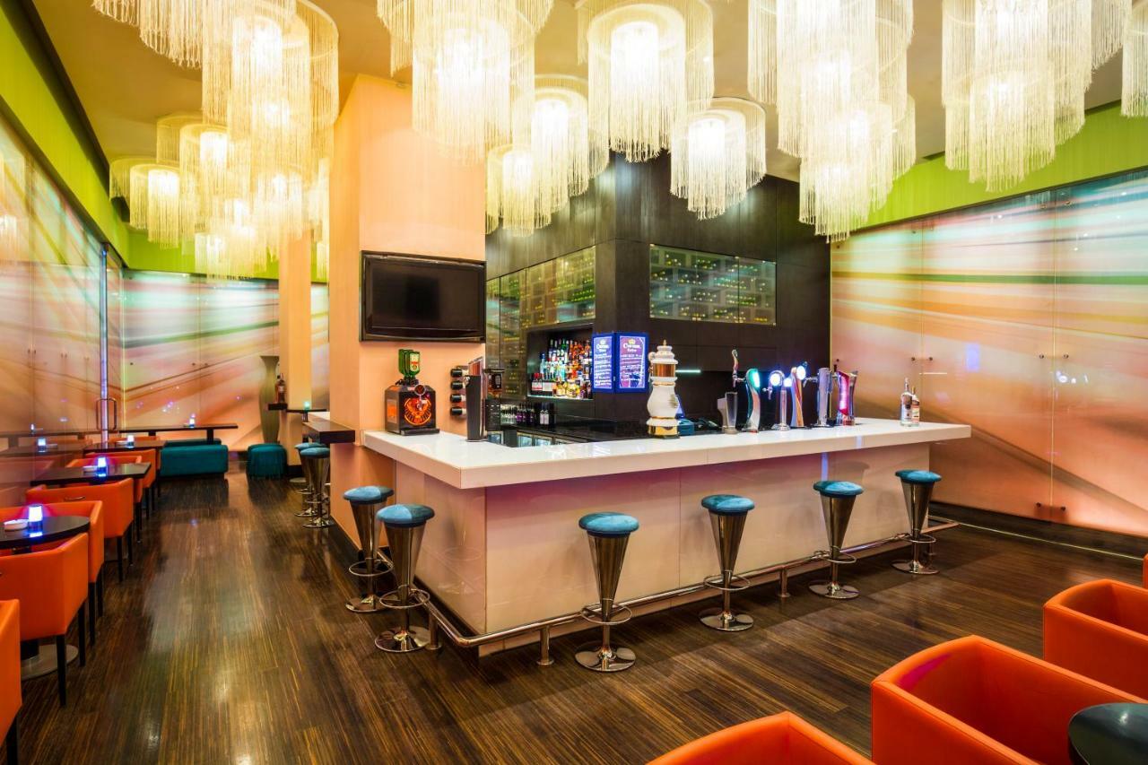 Ibis Mall Avenue Dubai Bagian luar foto